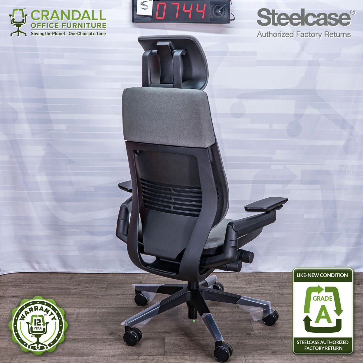 S-0744 - Steelcase Gesture with Headrest - Grade A - Image 2