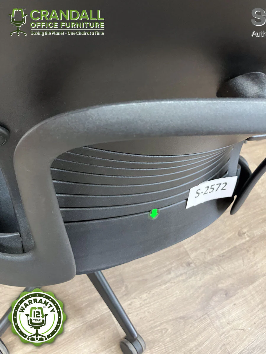 S-2572 - Steelcase V2 Leap - Grade B - Image 3