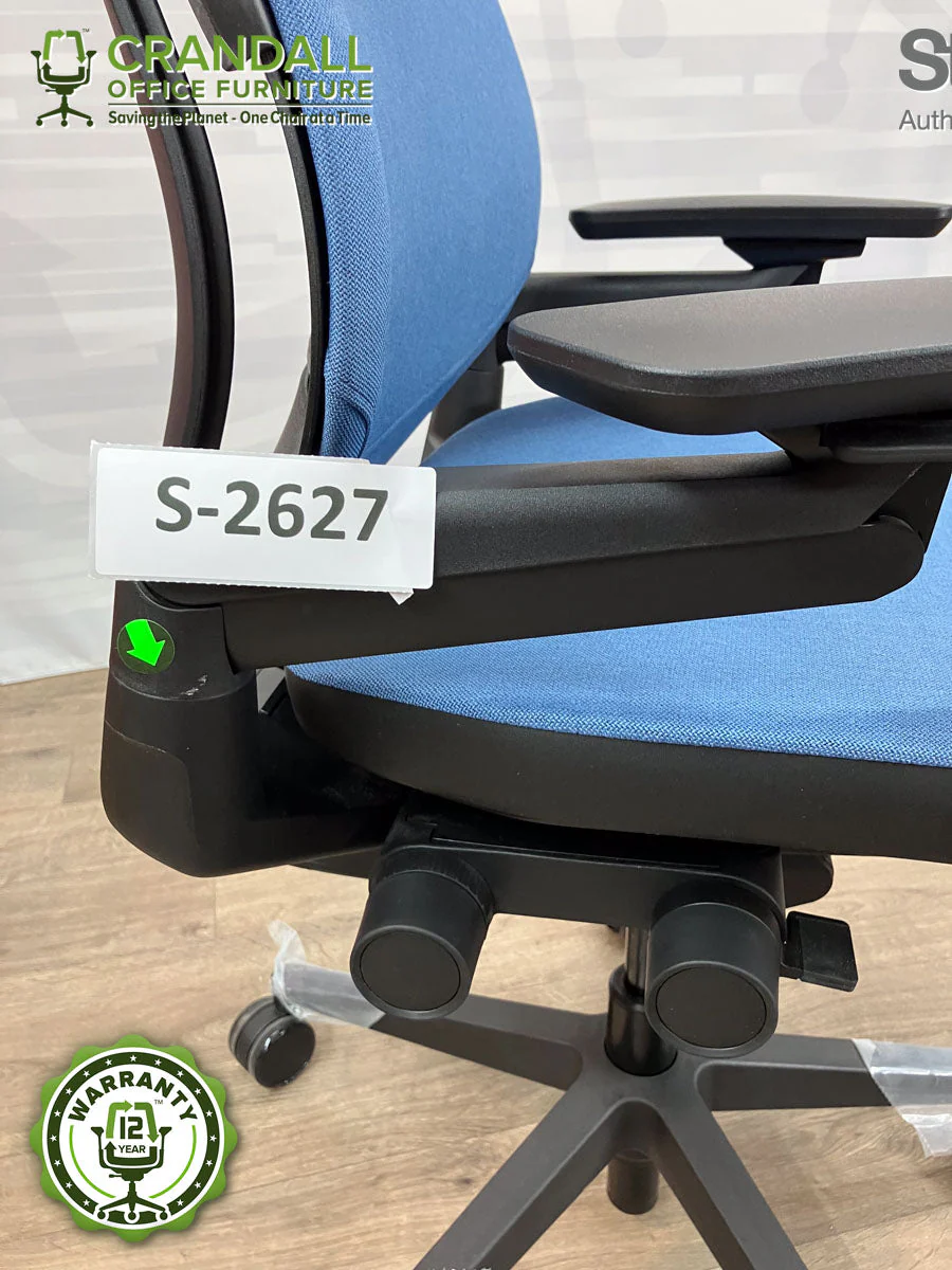 S-2627 - Steelcase Gesture with Headrest - Grade B - Image 3