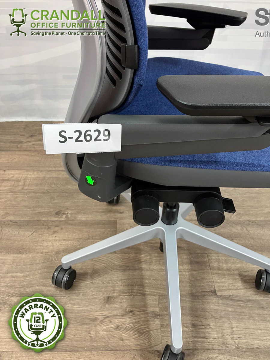 S-2629 - Steelcase Gesture with Headrest - Grade B - Image 3