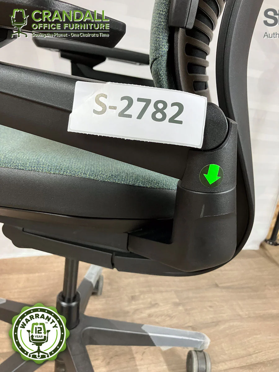 S-2782 - Steelcase Gesture with Headrest - Grade B - Image 4