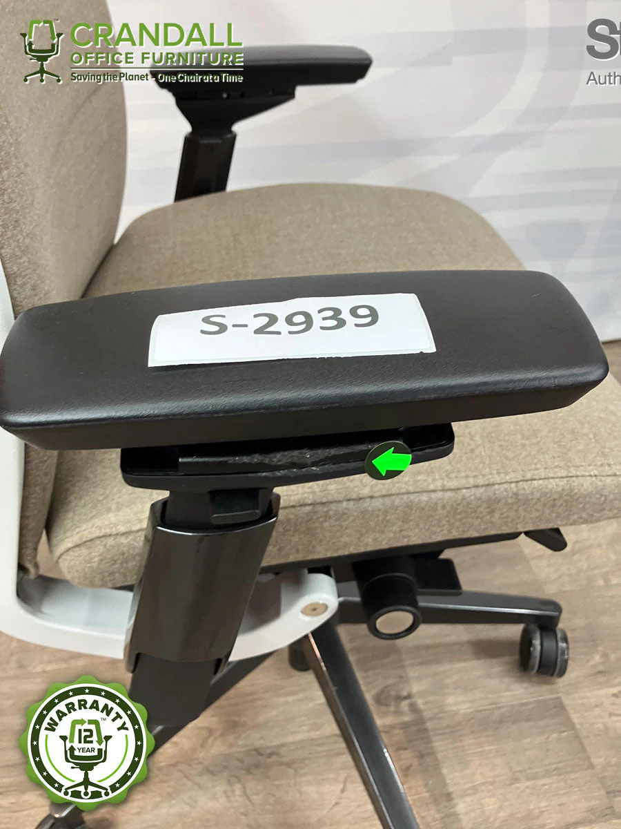 S-2939 - Steelcase Think - Grade B - Image 3