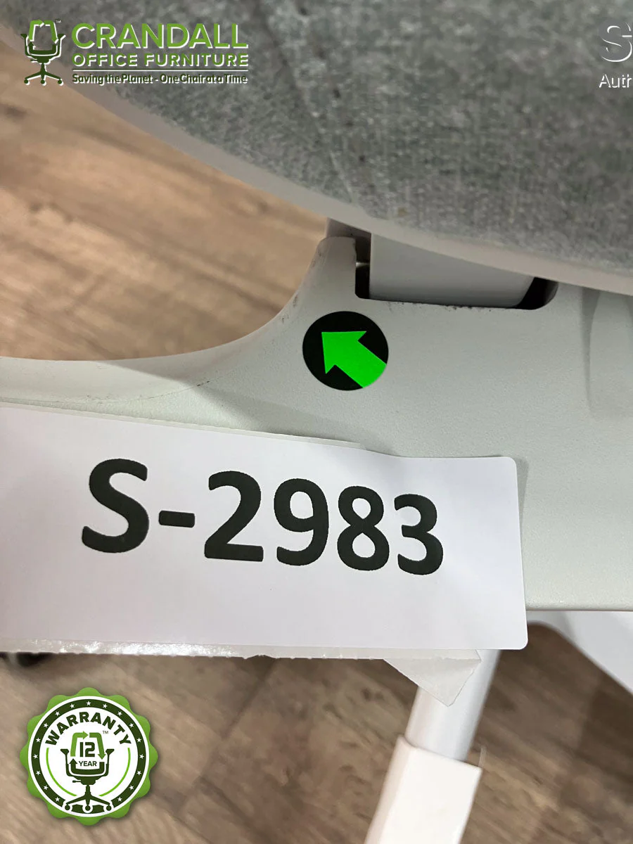 S-2983 - Steelcase Series 1 - Grade B - Image 3