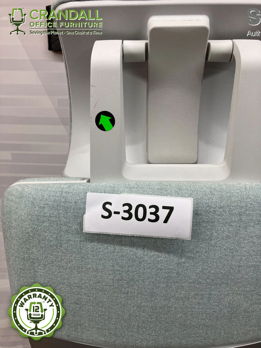 S-3037 - Steelcase Gesture with Headrest - Grade B - Image 3