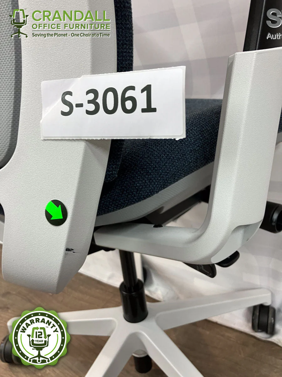 S-3061 - Steelcase Amia - Grade B - Image 4