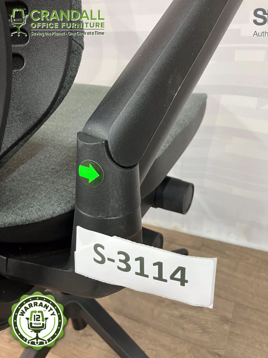 S-3114 - Steelcase Gesture with Headrest- Grade B - Image 4