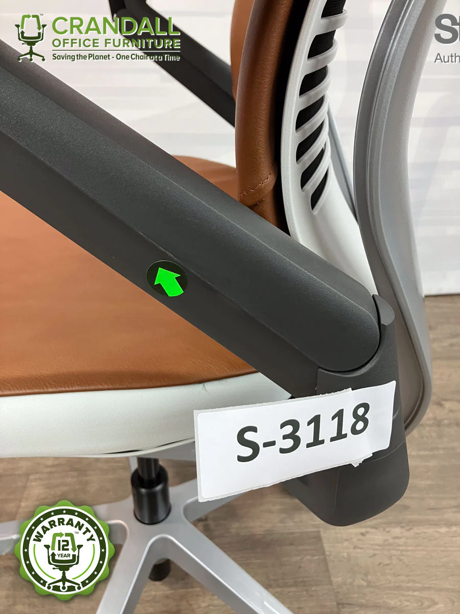 S-3118 - Steelcase Gesture with Headrest - Grade B - Image 3