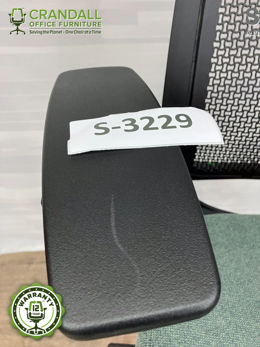 S-3229 - Steelcase Series 2 - Grade B - Image 4