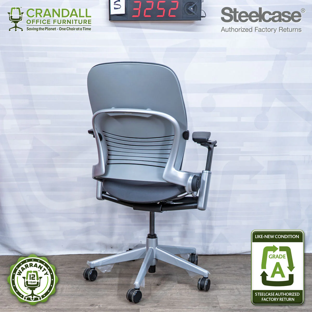 S-3252 - Steelcase V2 Leap- Grade A - Image 2
