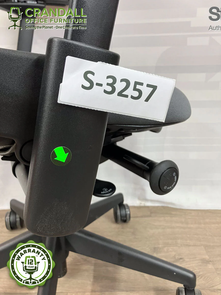 S-3257 - Steelcase V2 Leap- Grade B - Image 4
