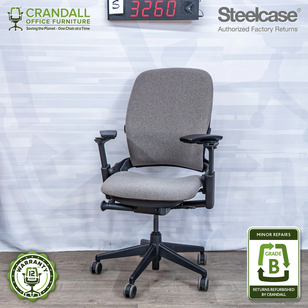 S-3260 - Steelcase V2 Leap- Grade B