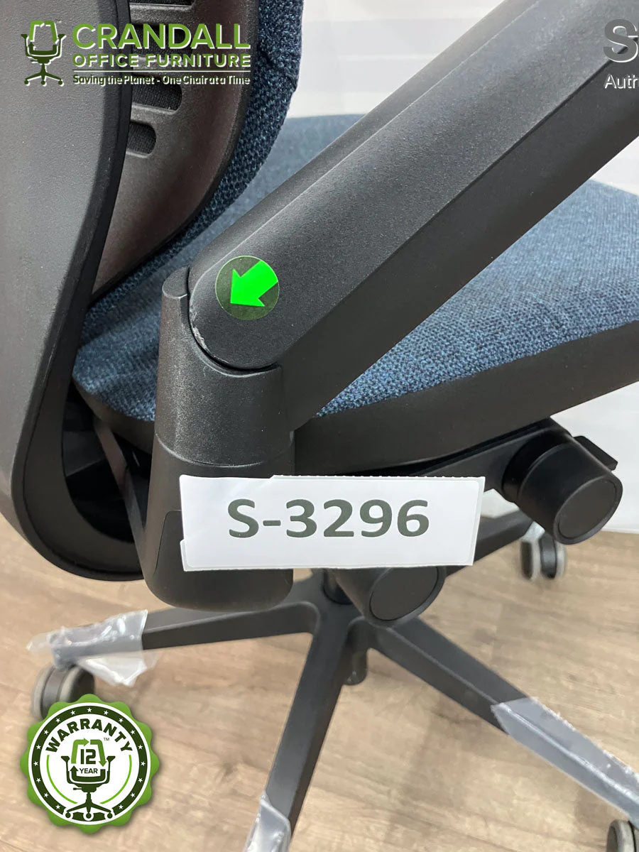 S-3296 - Steelcase Gesture with Headrest - Grade B - Image 4