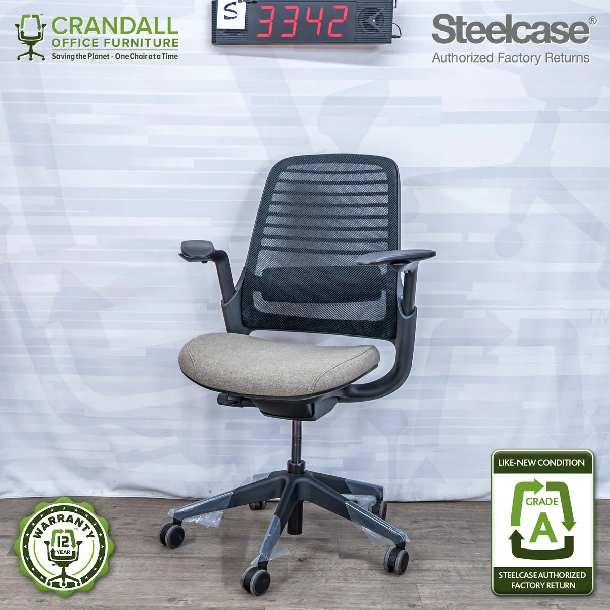 S-3342 - Steelcase Series 1 - Grade A