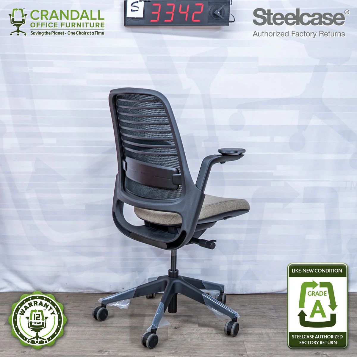 S-3342 - Steelcase Series 1 - Grade A - Image 2