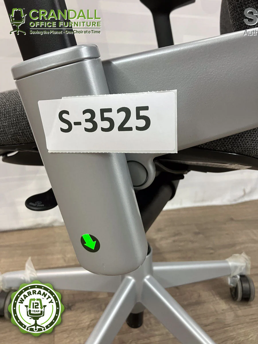 S-3525 - Steelcase V2 Leap - Grade B - Image 3