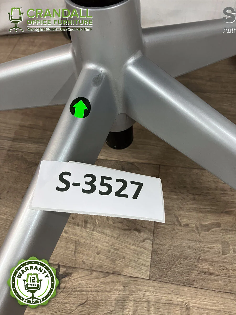 S-3527 - Steelcase V2 Leap - Grade B - Image 3