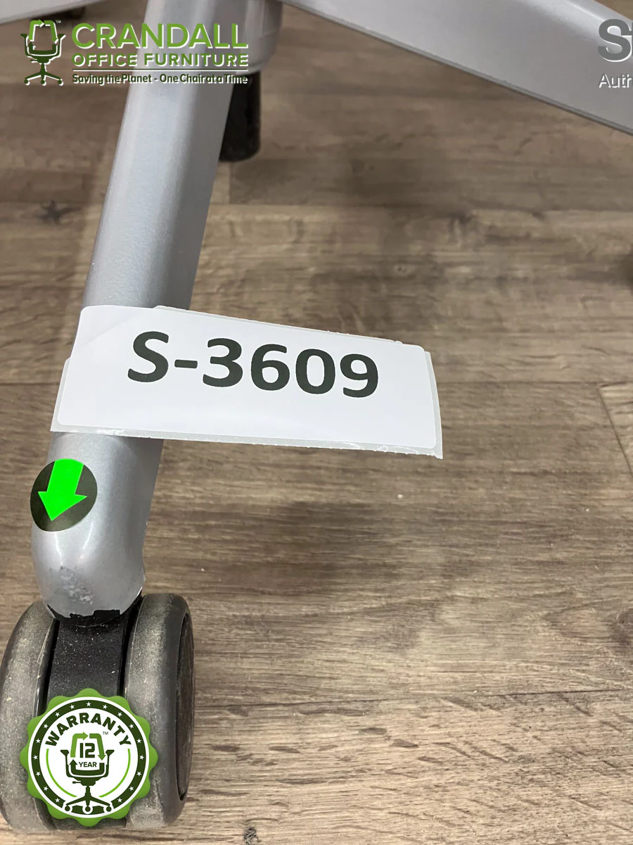 S-3609 - Steelcase V2 Leap - Grade B - Image 4